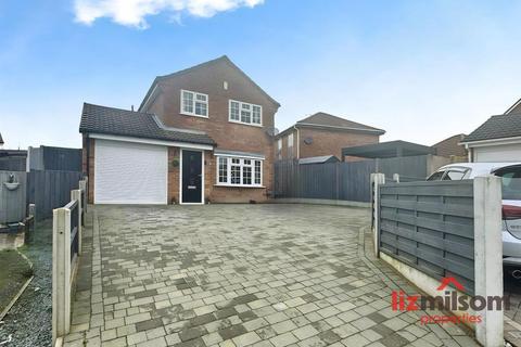 3 bedroom detached house for sale, Greenlands, Swadlincote DE11
