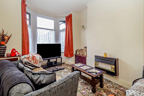 2 bedroom terraced house for sale, Lumn Road, Hyde SK14
