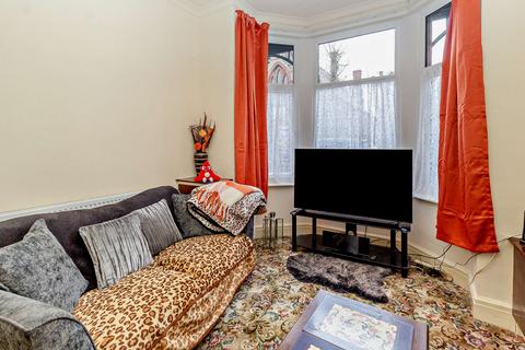 2 bedroom terraced house for sale, Lumn Road, Hyde SK14