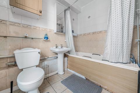 4 bedroom maisonette for sale, Ferndale Road, London SW9
