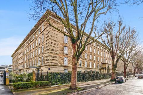 2 bedroom flat for sale, Bromyard Avenue, London W3