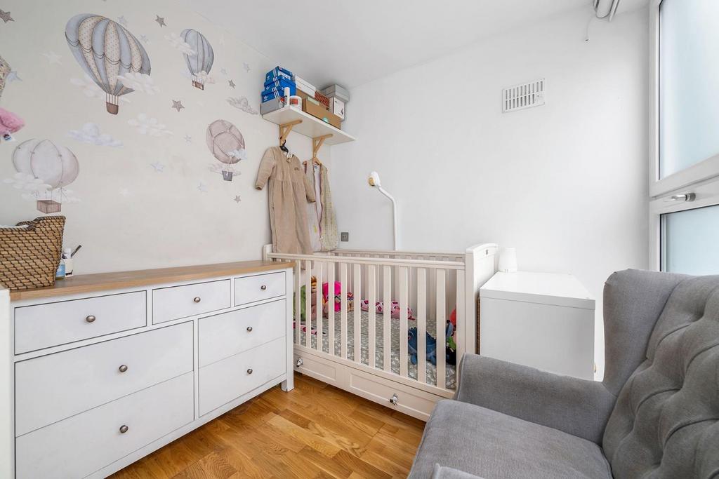 Bedroom 2.JPG