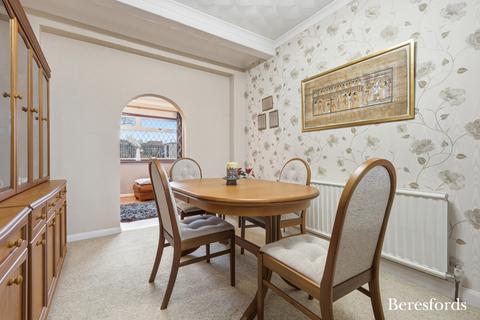 undefined, Alma Avenue, Hornchurch, RM12
