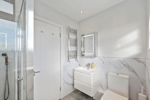 3 bedroom terraced house for sale, East Mead, Ruislip, HA4