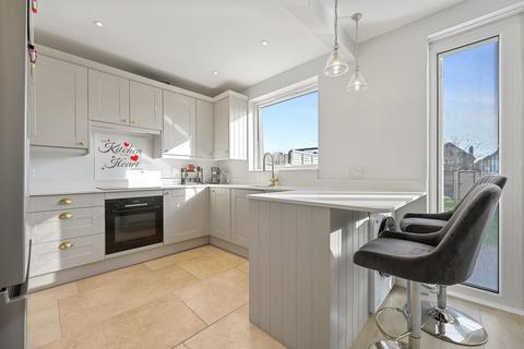 3 bedroom terraced house for sale, East Mead, Ruislip, HA4