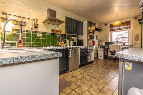 3 bedroom house for sale, Tennyson Avenue, Chorley PR7