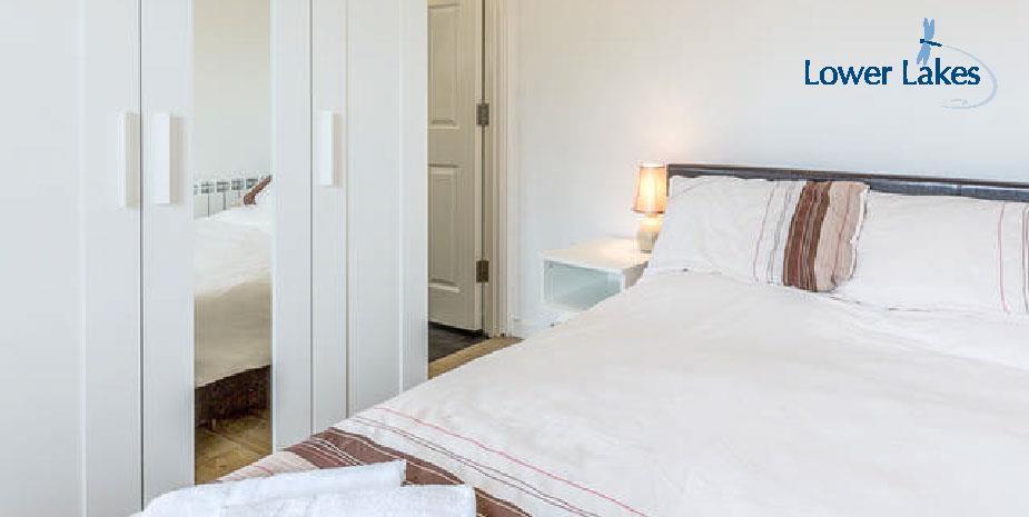 Apartment-bedroom.jpg