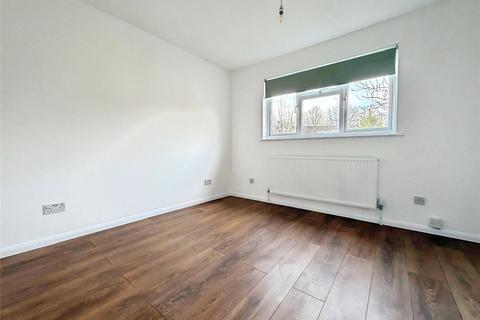 2 bedroom semi-detached house to rent, Pinewood Close, Hertfordshire WD6
