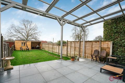 3 bedroom terraced house to rent, Ladysmith Road, Enfield, EN1