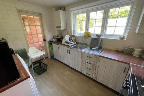 undefined, Long Acre Close, Eastbourne, East Sussex, BN21