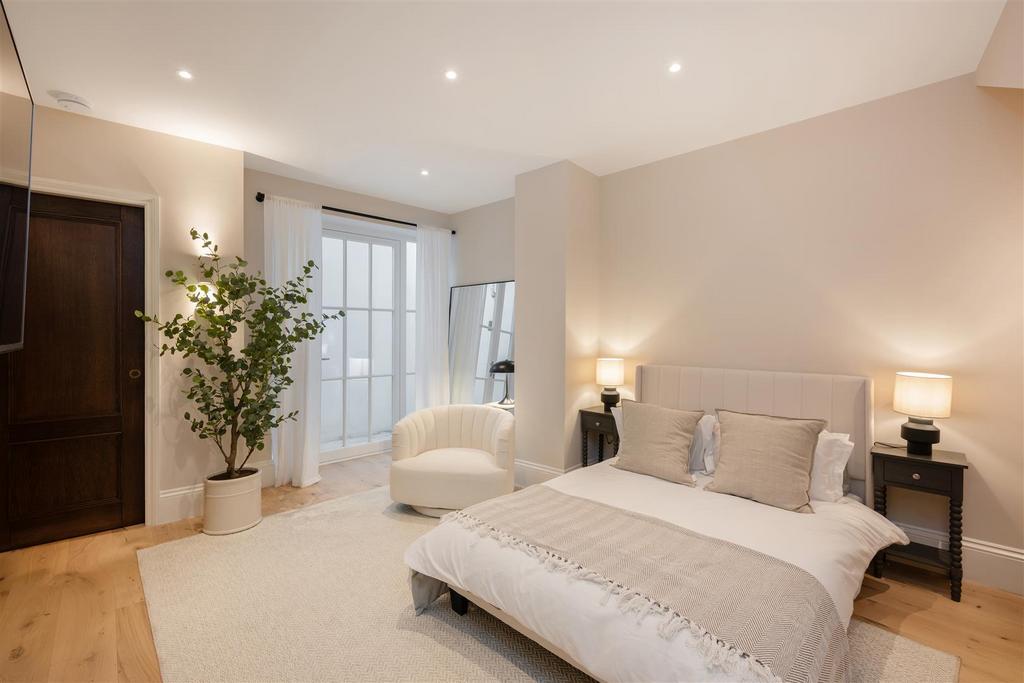 23 Milner Street Hi-4.jpg