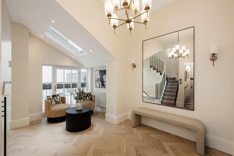 4 bedroom house for sale, Milner Street, Chelsea, SW3.