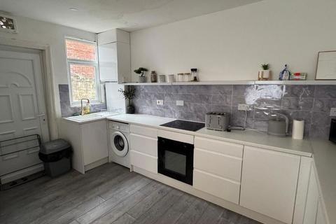 3 bedroom end of terrace house for sale, Duke Street, ., Blackpool, Lancashire, FY1 6HN