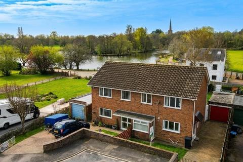 3 bedroom semi-detached house for sale, Beaufort Drive, Lydney GL15