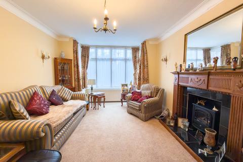 undefined, 8 The Cross Way, Kenton, Newcastle upon Tyne NE3 4LB