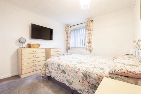 3 bedroom detached house for sale, St. Buryan Crescent, Newcastle Upon Tyne