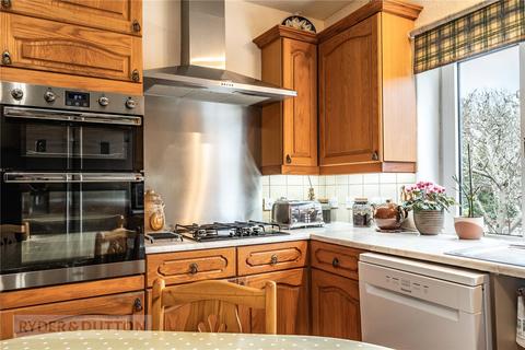 2 bedroom bungalow for sale, North Cross Road, Cowcliffe, Huddersfield, West Yorkshire, HD2