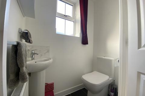 2 bedroom end of terrace house for sale, Cromwell Avenue, East Cowes,