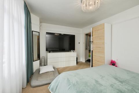 3 bedroom semi-detached house for sale, Kings Hedges Road, Cambridge, Cambridgeshire, CB4
