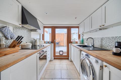 2 bedroom terraced house for sale, Rose Street, Berkshire RG40