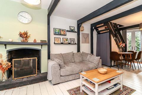 3 bedroom terraced house for sale, Eskdale Avenue, Chesham HP5