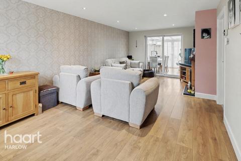 2 bedroom terraced house for sale, The Dashes, Harlow