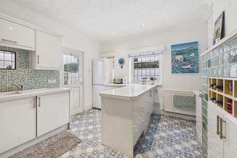 2 bedroom detached bungalow for sale, South Drive, Ferring, Worthing, BN12