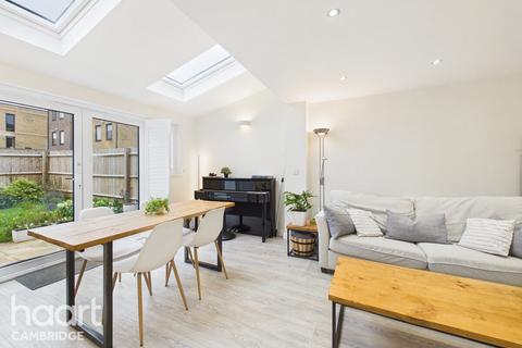 3 bedroom detached house for sale, Jupiter Way, Trumpington, Cambridge