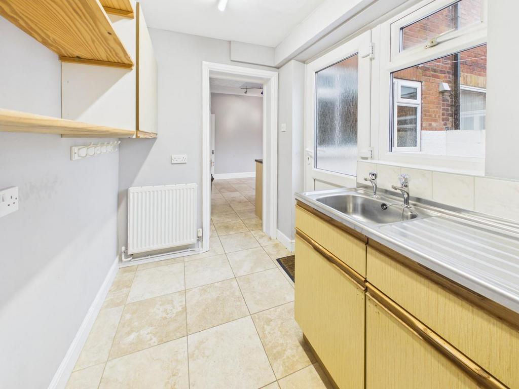 Utility Room & WC
