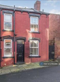 2 bedroom terraced house to rent, Aviary Terrace, Leeds, LS12