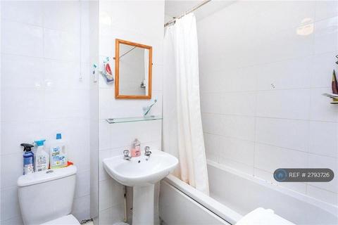 undefined, Fishers Field, Buckingham, MK18