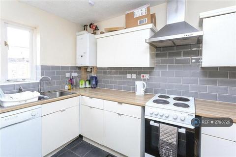 undefined, Fishers Field, Buckingham, MK18