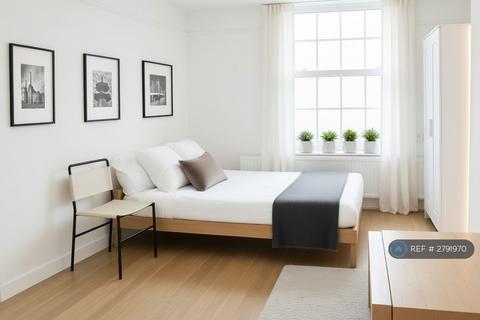 3 bedroom flat to rent, Wenham House, London, SW8