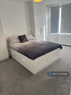 3 bedroom flat to rent, Sussex Rd, Harrow, HA1