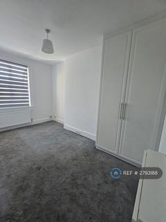 3 bedroom flat to rent, Sussex Rd, Harrow, HA1