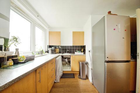 2 bedroom flat for sale, Merchant Street, London, E3