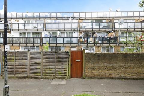 undefined, Johns Place, London, Tower Hamlets, E1