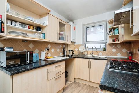 undefined, Ellen Street, London, E1