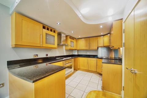 1 bedroom flat for sale, Millharbour, London, E14