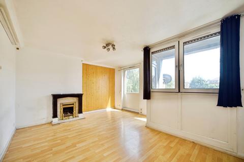 3 bedroom maisonette for sale, Locton Green, Ruston Street, London, E3
