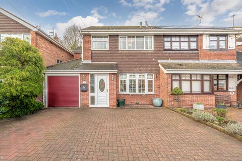 3 bedroom semi-detached house for sale, Oregon Close, Kingswinford, DY6 8SJ