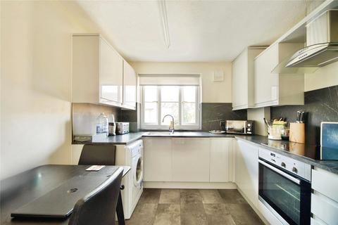 2 bedroom flat for sale, Tidworth Road, London, E3