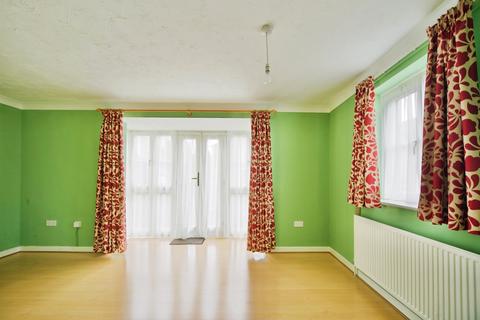 2 bedroom flat for sale, Ireton Street, London, E3