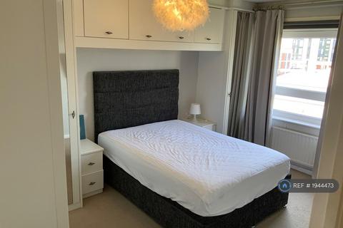 2 bedroom flat to rent, Bartholomew St West, Exeter, EX4