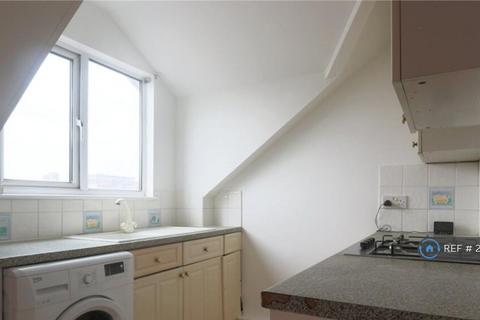undefined, New River Court, Enfield, EN1
