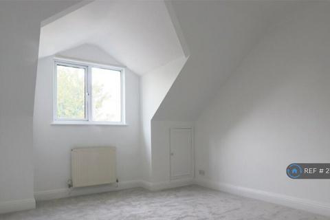 undefined, New River Court, Enfield, EN1