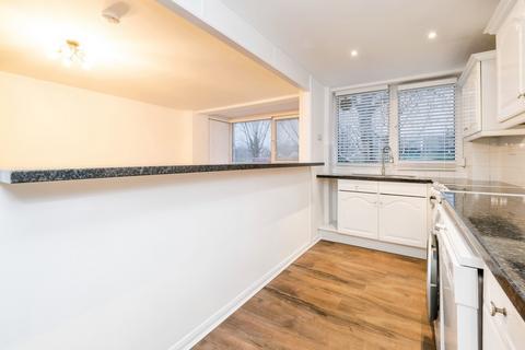 2 bedroom flat for sale, Broomhill Road, Woodford Green, Essex, IG8