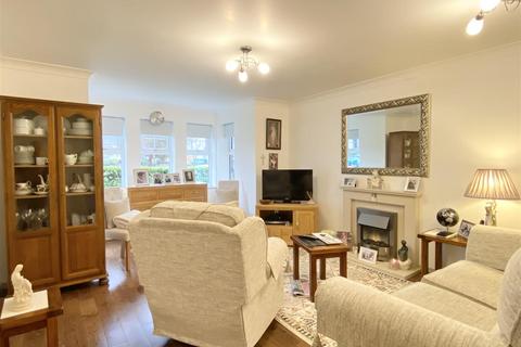 2 bedroom apartment for sale, 1, Empire Court, Bailiff Bridge, Brighouse, Calder