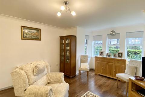 2 bedroom apartment for sale, 1, Empire Court, Bailiff Bridge, Brighouse, Calder