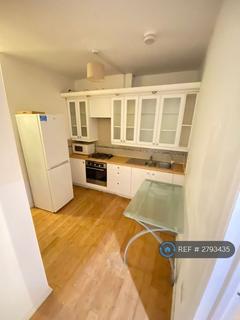 2 bedroom flat to rent, Stoke Newington Road, London, N16